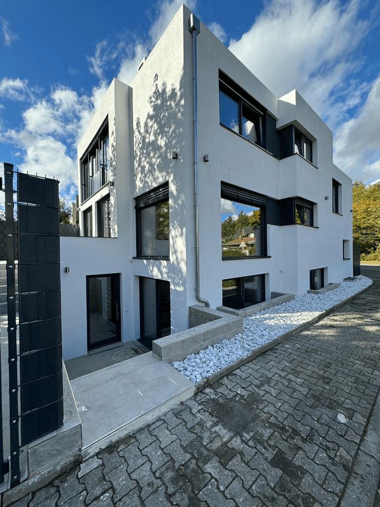 Prodej domu 280 m², pozemek 294 m², Darmstadt, Hessen Prodej domu 280 m², pozemek 294 m², Darmstadt, Hessen