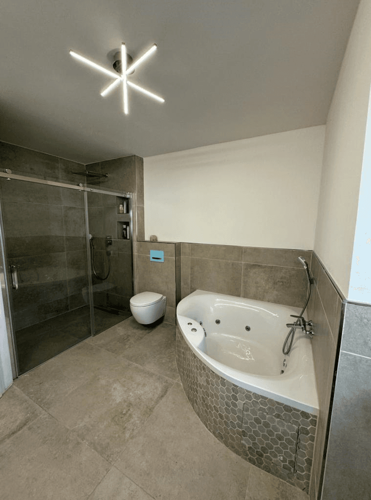 Prodej domu 280 m², pozemek 294 m², Darmstadt, Hessen Prodej domu 280 m², pozemek 294 m², Darmstadt, Hessen