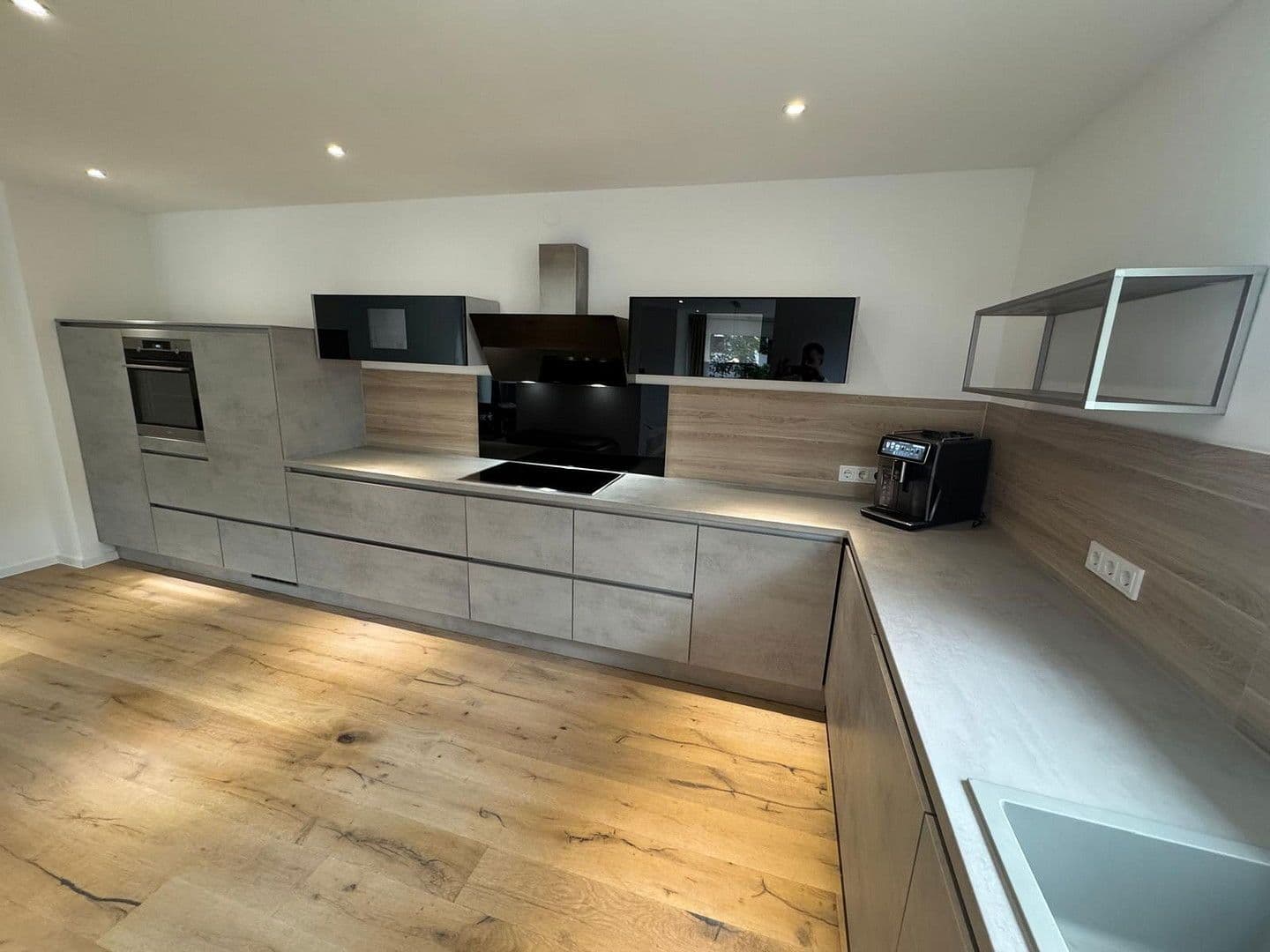 Prodej domu 280 m², pozemek 294 m², Darmstadt, Hessen Prodej domu 280 m², pozemek 294 m², Darmstadt, Hessen