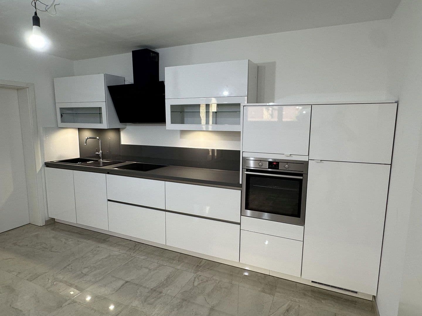 Prodej domu 280 m², pozemek 294 m², Darmstadt, Hessen Prodej domu 280 m², pozemek 294 m², Darmstadt, Hessen