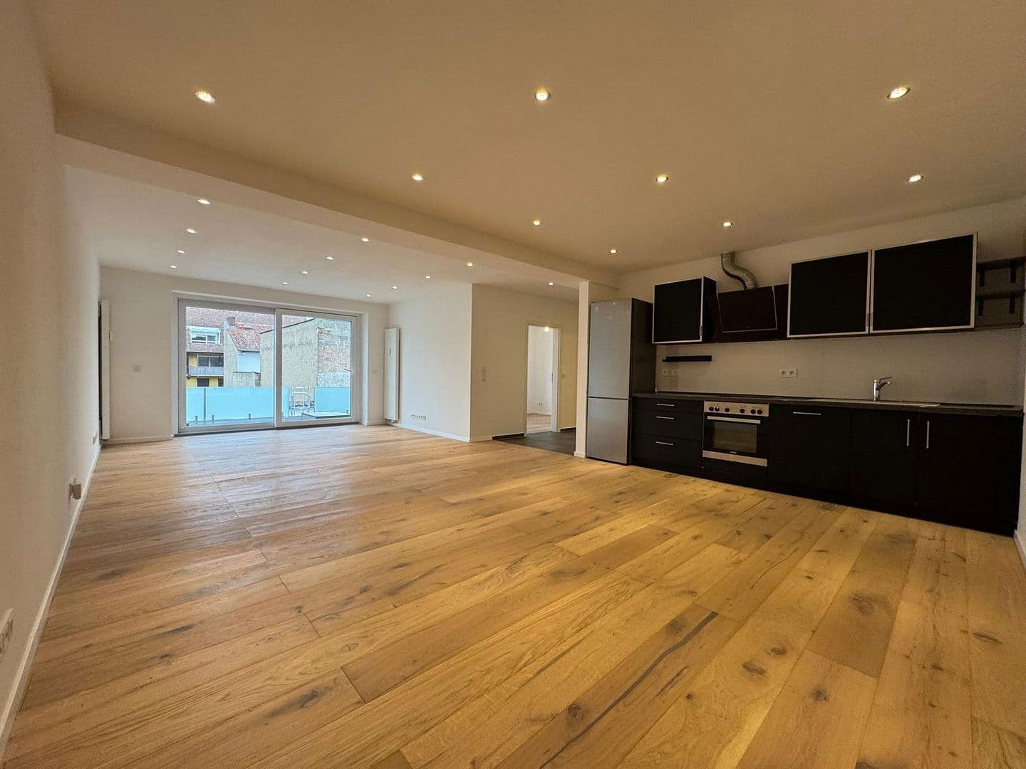 Prodej bytu 2+1 98 m², Darmstadt, Hessen Prodej bytu 2+1 98 m², Darmstadt, Hessen