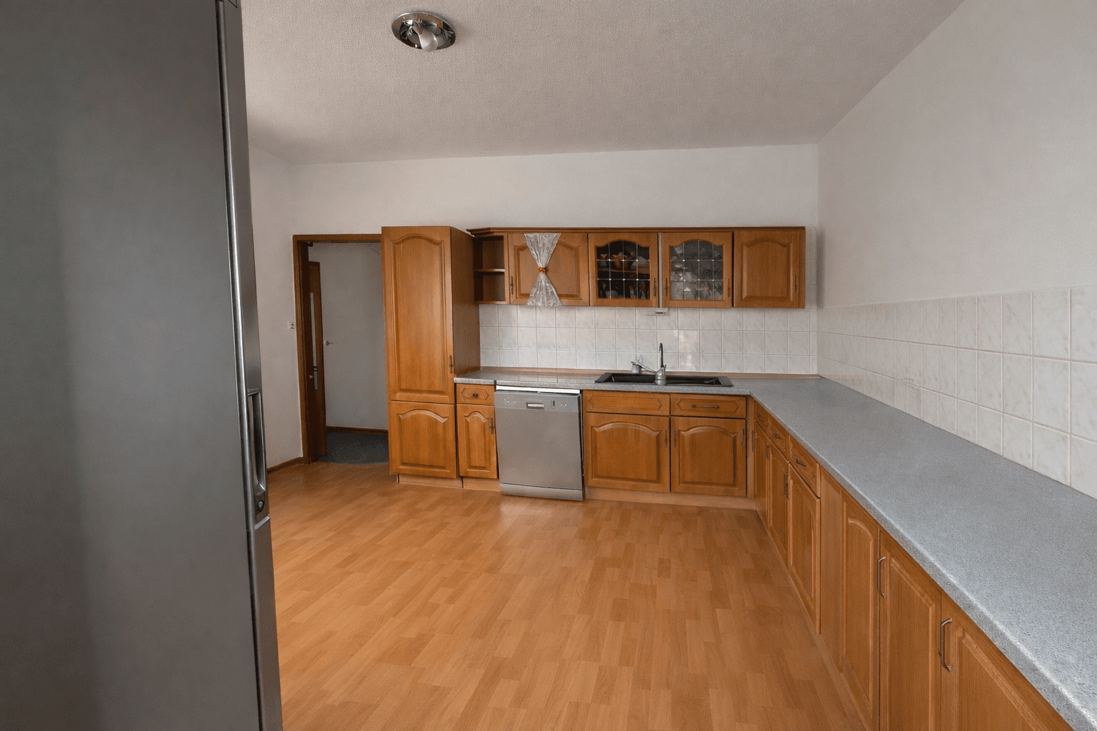 Pronájem bytu 4+1 90 m², Messerschmiedestr. 22, Žíč, Sasko-Anhaltsko Pronájem bytu 4+1 90 m², Messerschmiedestr. 22, Žíč, Sasko-Anhaltsko