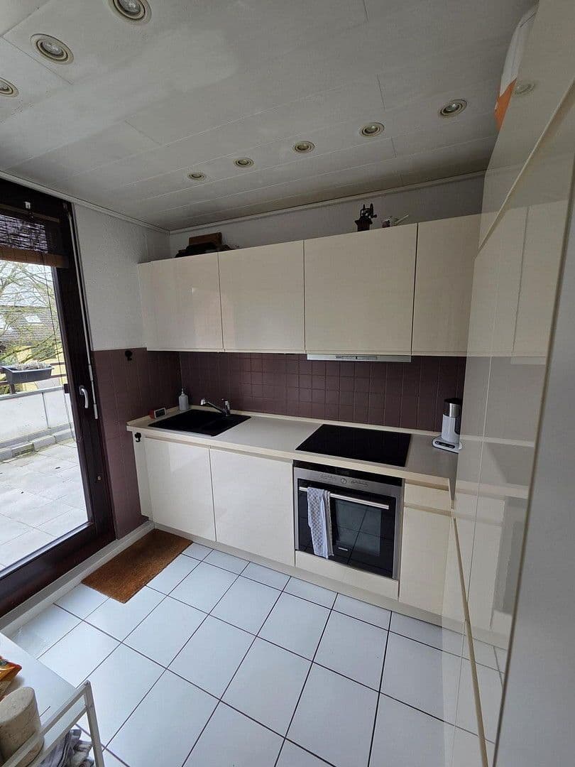 Prodej bytu 3+1 88 m², Bismarckstr., Ratingen, Severní Porýní-Vestfálsko Prodej bytu 3+1 88 m², Bismarckstr., Ratingen, Severní Porýní-Vestfálsko