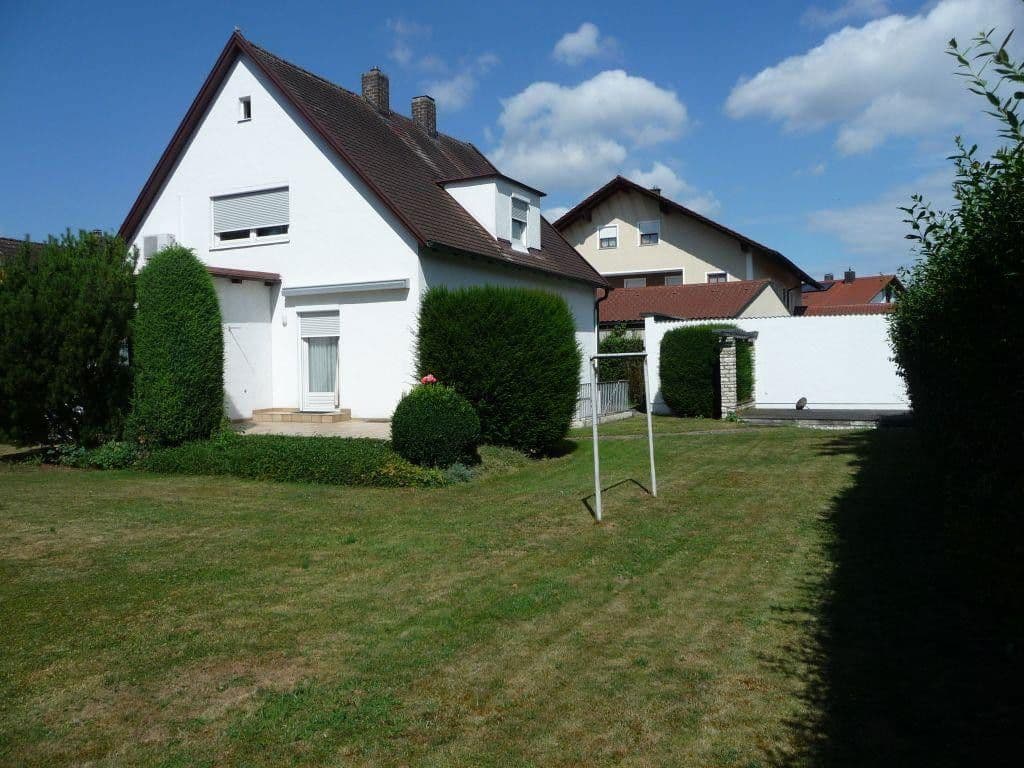 Prodej domu 117 m², pozemek 936 m², Dingolfing, Bavorsko Prodej domu 117 m², pozemek 936 m², Dingolfing, Bavorsko