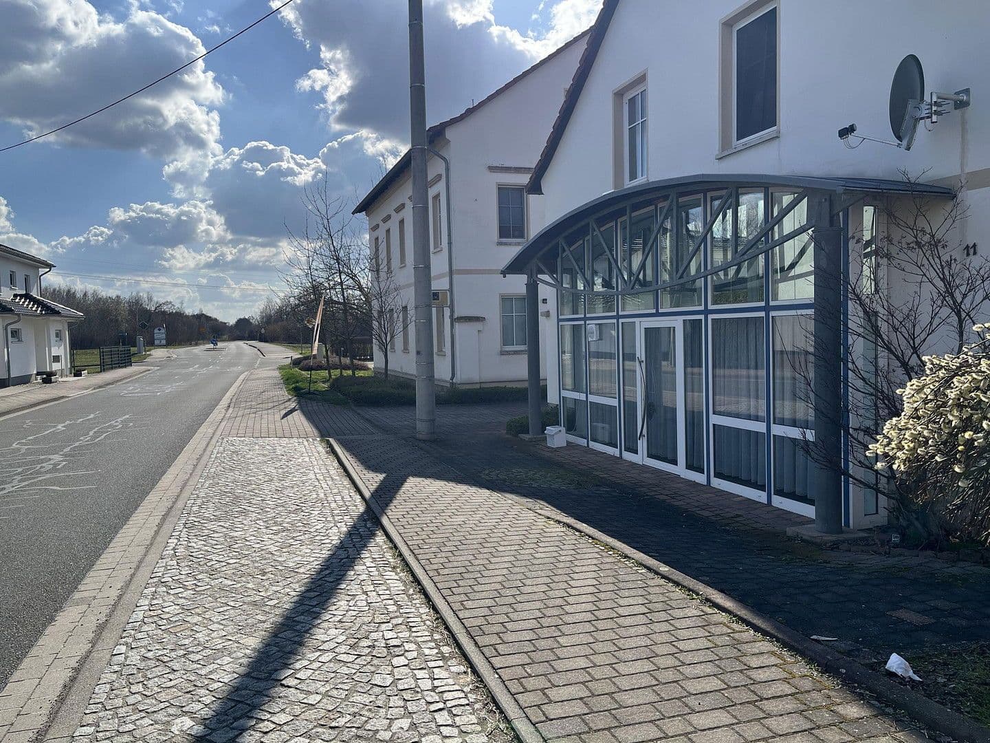 Prodej domu 780 m², pozemek 3.560 m², Lobstädter Straße 11, Neukieritzsch, Sasko Prodej domu 780 m², pozemek 3.560 m², Lobstädter Straße 11, Neukieritzsch, Sasko