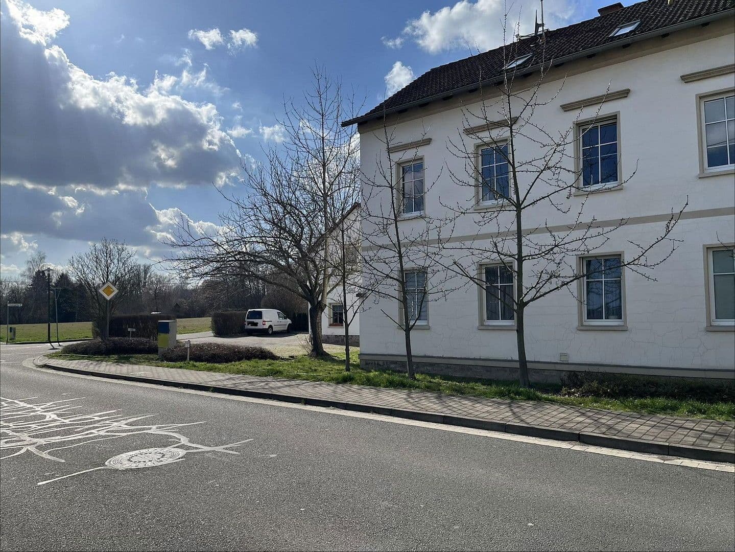 Prodej domu 780 m², pozemek 3.560 m², Lobstädter Straße 11, Neukieritzsch, Sasko Prodej domu 780 m², pozemek 3.560 m², Lobstädter Straße 11, Neukieritzsch, Sasko