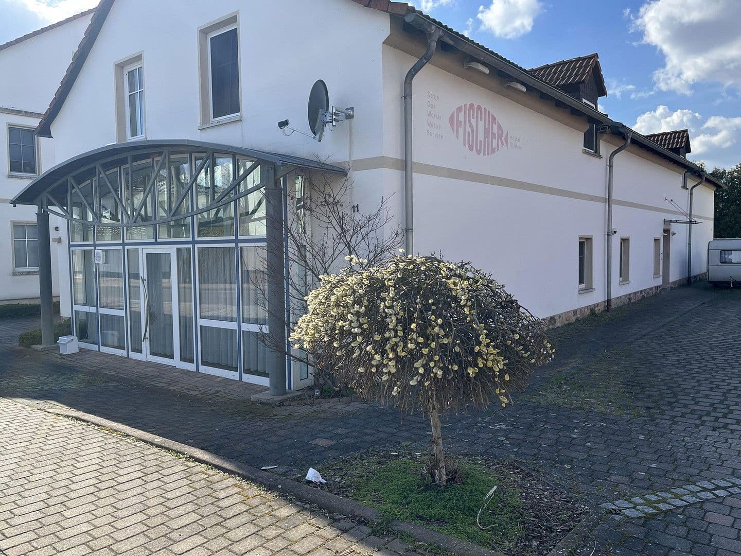 Prodej domu 780 m², pozemek 3.560 m², Lobstädter Straße 11, Neukieritzsch, Sasko Prodej domu 780 m², pozemek 3.560 m², Lobstädter Straße 11, Neukieritzsch, Sasko