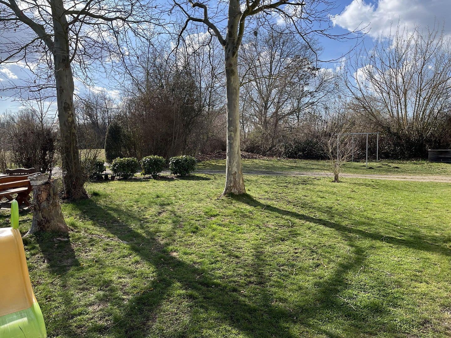 Prodej domu 780 m², pozemek 3.560 m², Lobstädter Straße 11, Neukieritzsch, Sasko Prodej domu 780 m², pozemek 3.560 m², Lobstädter Straße 11, Neukieritzsch, Sasko