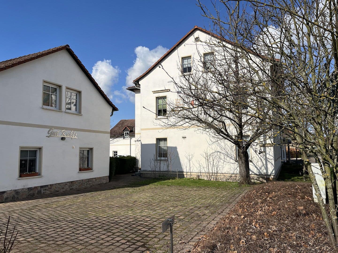Prodej domu 780 m², pozemek 3.560 m², Lobstädter Straße 11, Neukieritzsch, Sasko Prodej domu 780 m², pozemek 3.560 m², Lobstädter Straße 11, Neukieritzsch, Sasko