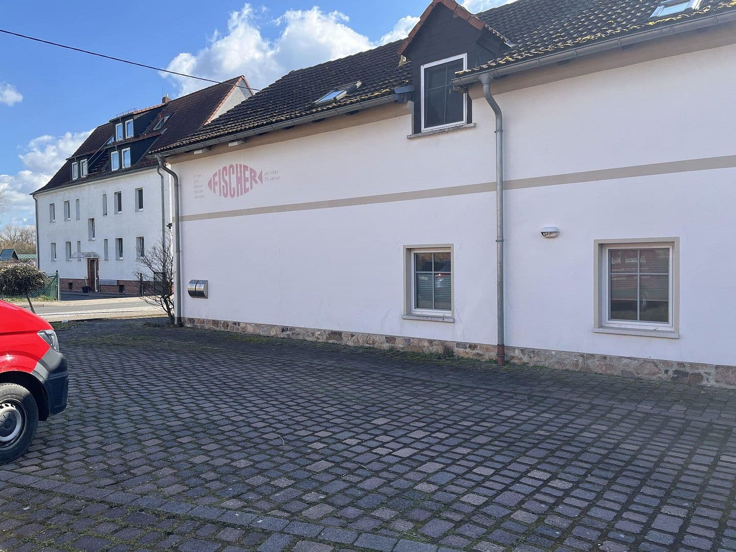 Prodej domu 780 m², pozemek 3.560 m², Lobstädter Straße 11, Neukieritzsch, Sasko Prodej domu 780 m², pozemek 3.560 m², Lobstädter Straße 11, Neukieritzsch, Sasko