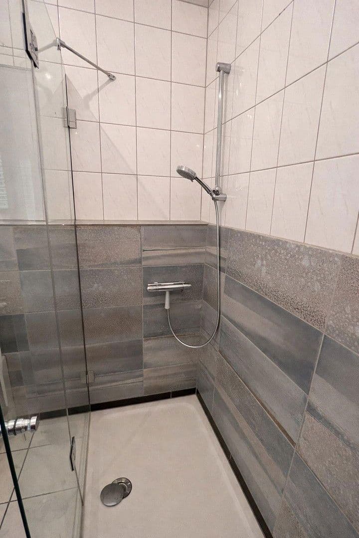 Pronájem bytu 2+1 62 m², Gummersbach, Severní Porýní-Vestfálsko Pronájem bytu 2+1 62 m², Gummersbach, Severní Porýní-Vestfálsko