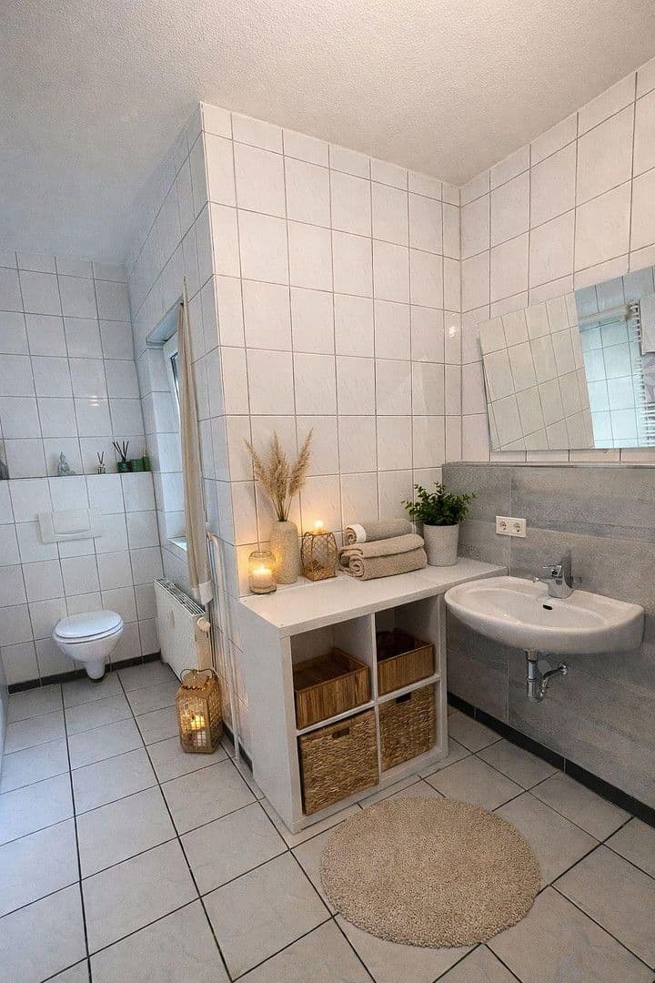 Pronájem bytu 2+1 62 m², Gummersbach, Severní Porýní-Vestfálsko Pronájem bytu 2+1 62 m², Gummersbach, Severní Porýní-Vestfálsko