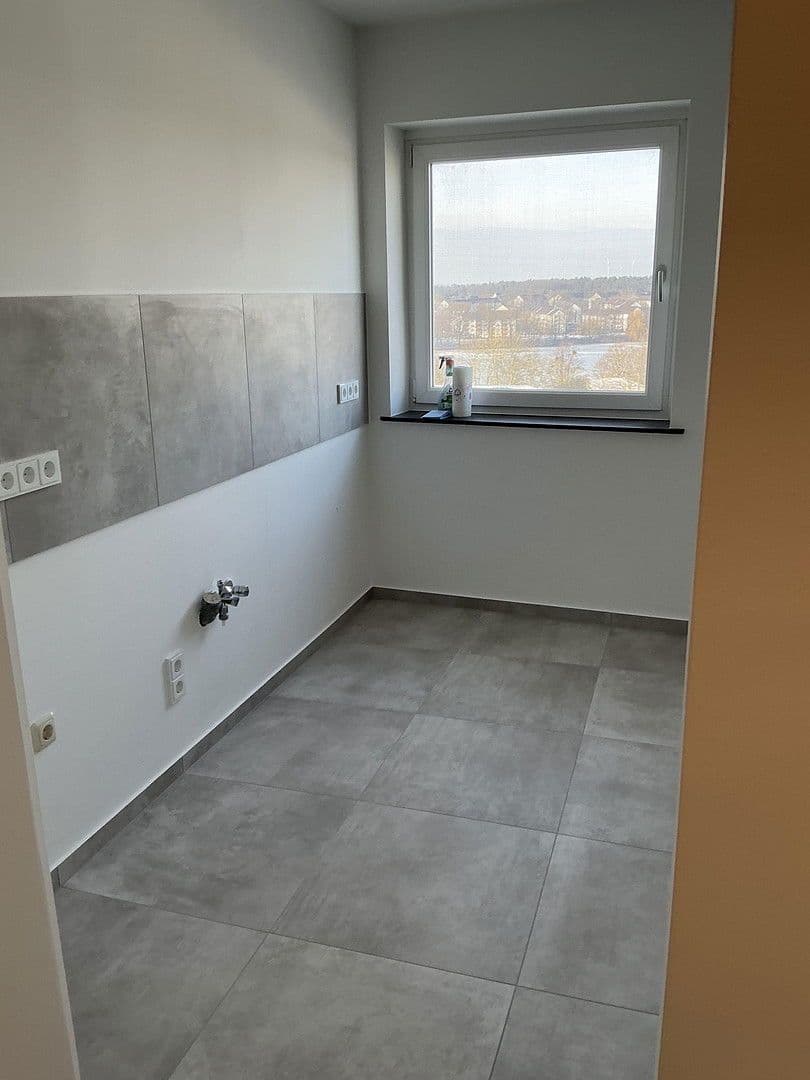 Pronájem bytu 3+1 70 m², Allerstrasse, Wolfsburg, Dolní Sasko Pronájem bytu 3+1 70 m², Allerstrasse, Wolfsburg, Dolní Sasko