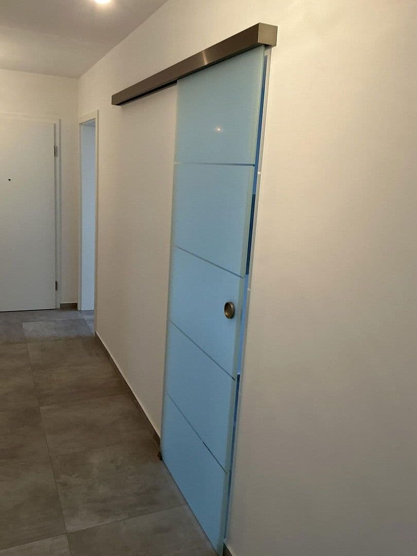 Pronájem bytu 3+1 70 m², Allerstrasse, Wolfsburg, Dolní Sasko Pronájem bytu 3+1 70 m², Allerstrasse, Wolfsburg, Dolní Sasko