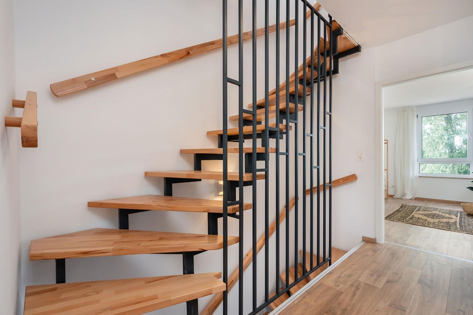 Pronájem domu 141 m², pozemek 169 m², Am Brünnle 22, Roth, Bavorsko Pronájem domu 141 m², pozemek 169 m², Am Brünnle 22, Roth, Bavorsko