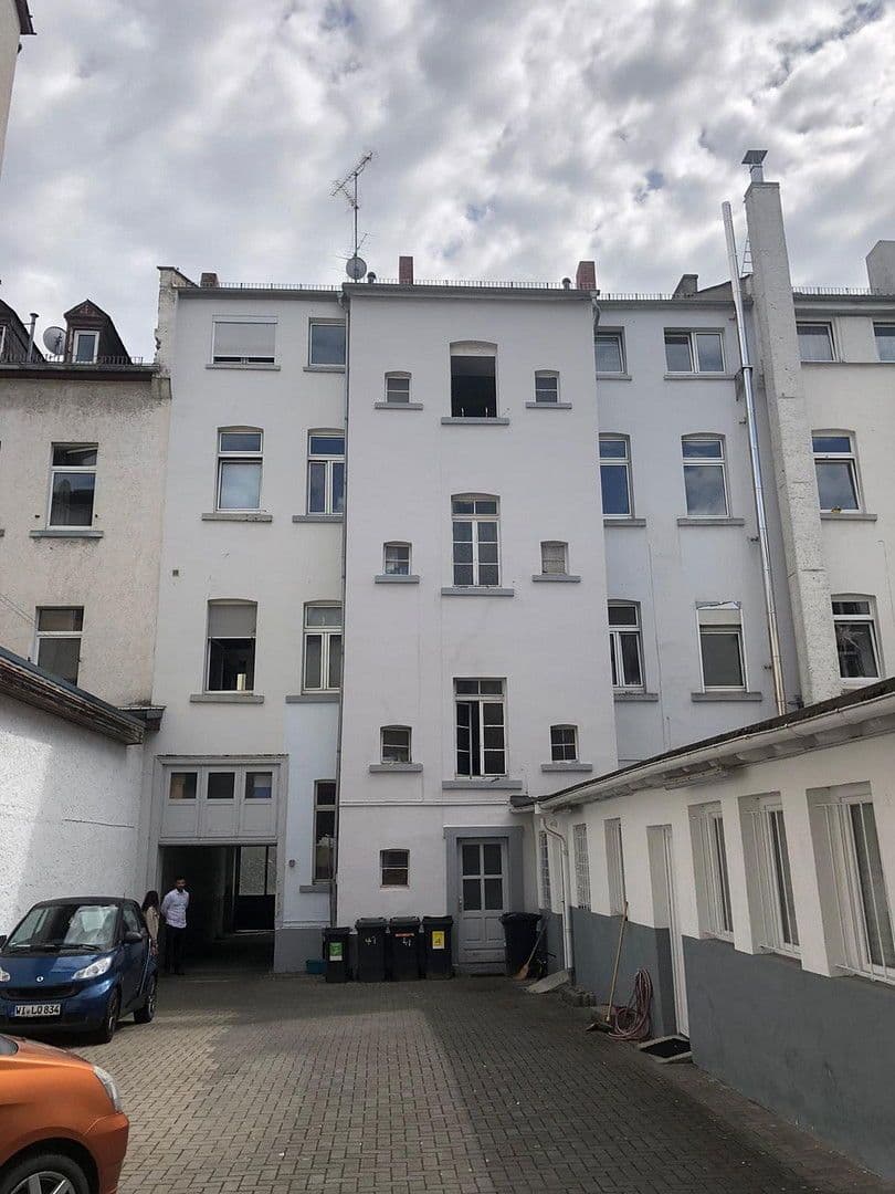 Pronájem bytu 3+1 75 m², Bleichstrasse 41, Wiesbaden, Hessen Pronájem bytu 3+1 75 m², Bleichstrasse 41, Wiesbaden, Hessen