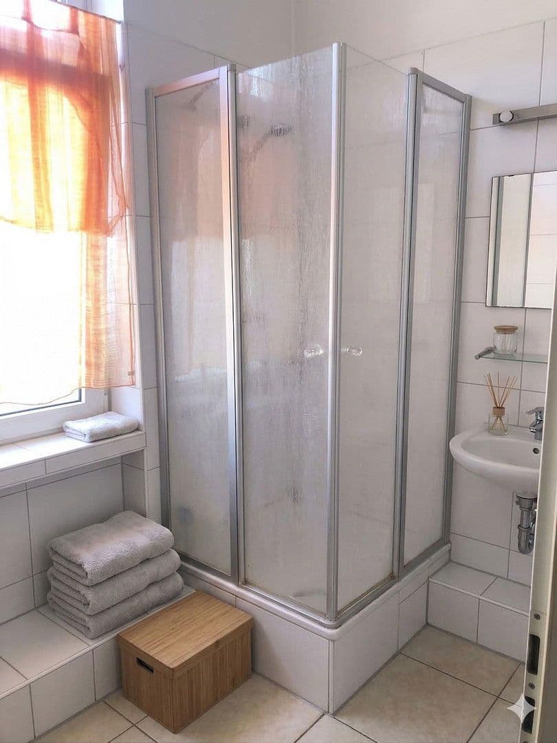 Pronájem bytu 3+1 75 m², Bleichstrasse 41, Wiesbaden, Hessen Pronájem bytu 3+1 75 m², Bleichstrasse 41, Wiesbaden, Hessen