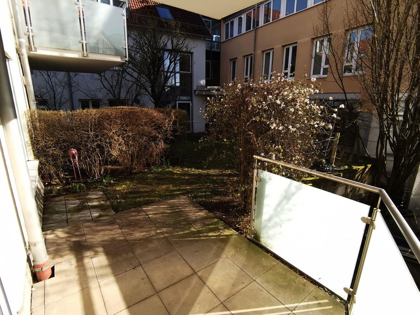 Pronájem bytu 3+1 68 m², Schoellstr. 5, Stuttgart-Plieningen, Bádensko-Württembersko Pronájem bytu 3+1 68 m², Schoellstr. 5, Stuttgart-Plieningen, Bádensko-Württembersko