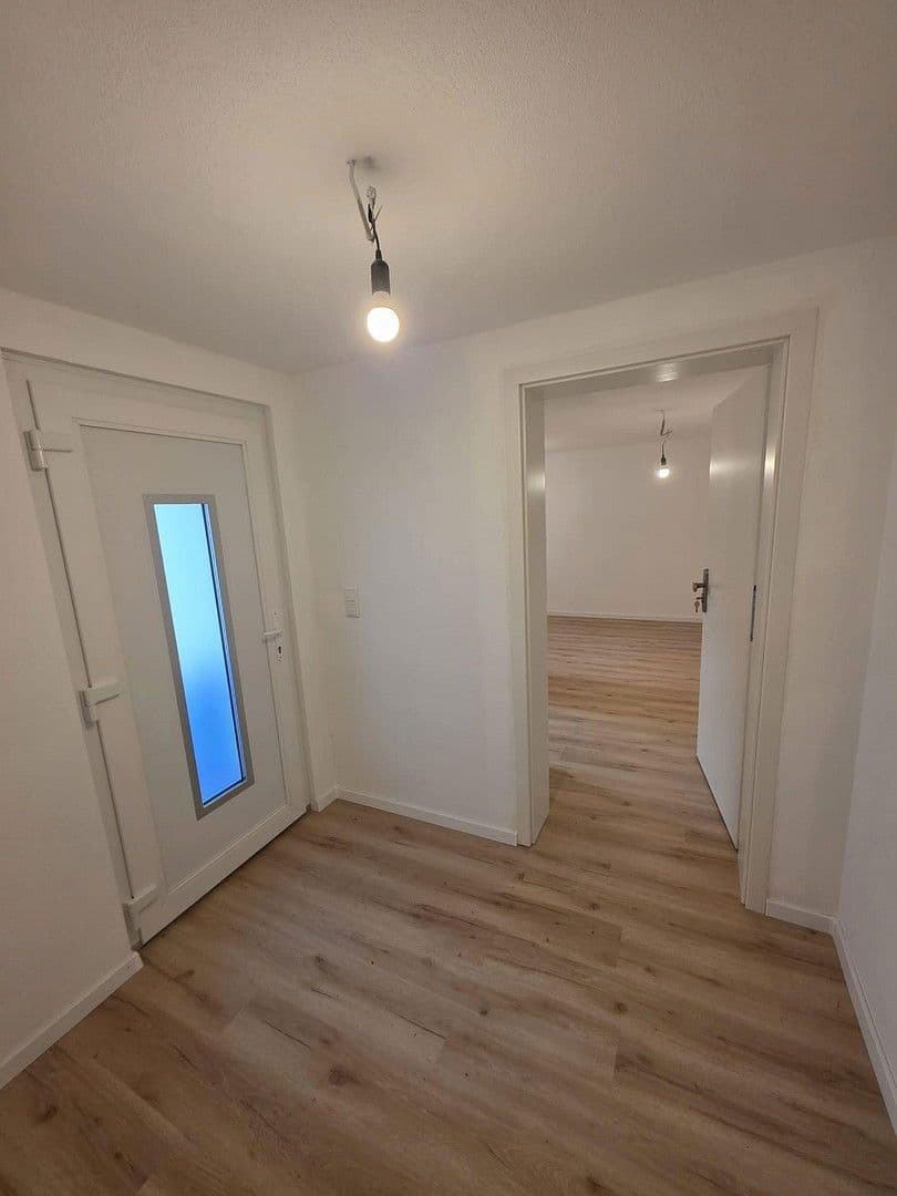 Prodej domu 135 m², pozemek 305 m², Böllatstrasse 14, Nürtingen, Bádensko-Württembersko Prodej domu 135 m², pozemek 305 m², Böllatstrasse 14, Nürtingen, Bádensko-Württembersko