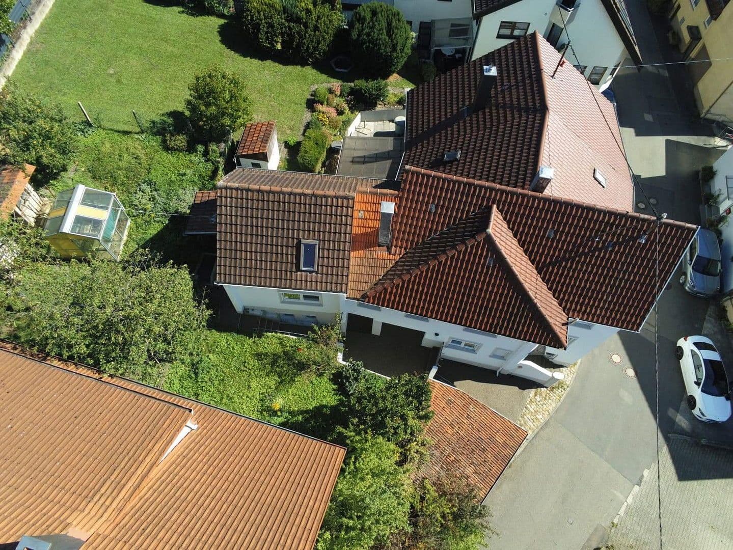 Prodej domu 135 m², pozemek 305 m², Böllatstrasse 14, Nürtingen, Bádensko-Württembersko Prodej domu 135 m², pozemek 305 m², Böllatstrasse 14, Nürtingen, Bádensko-Württembersko