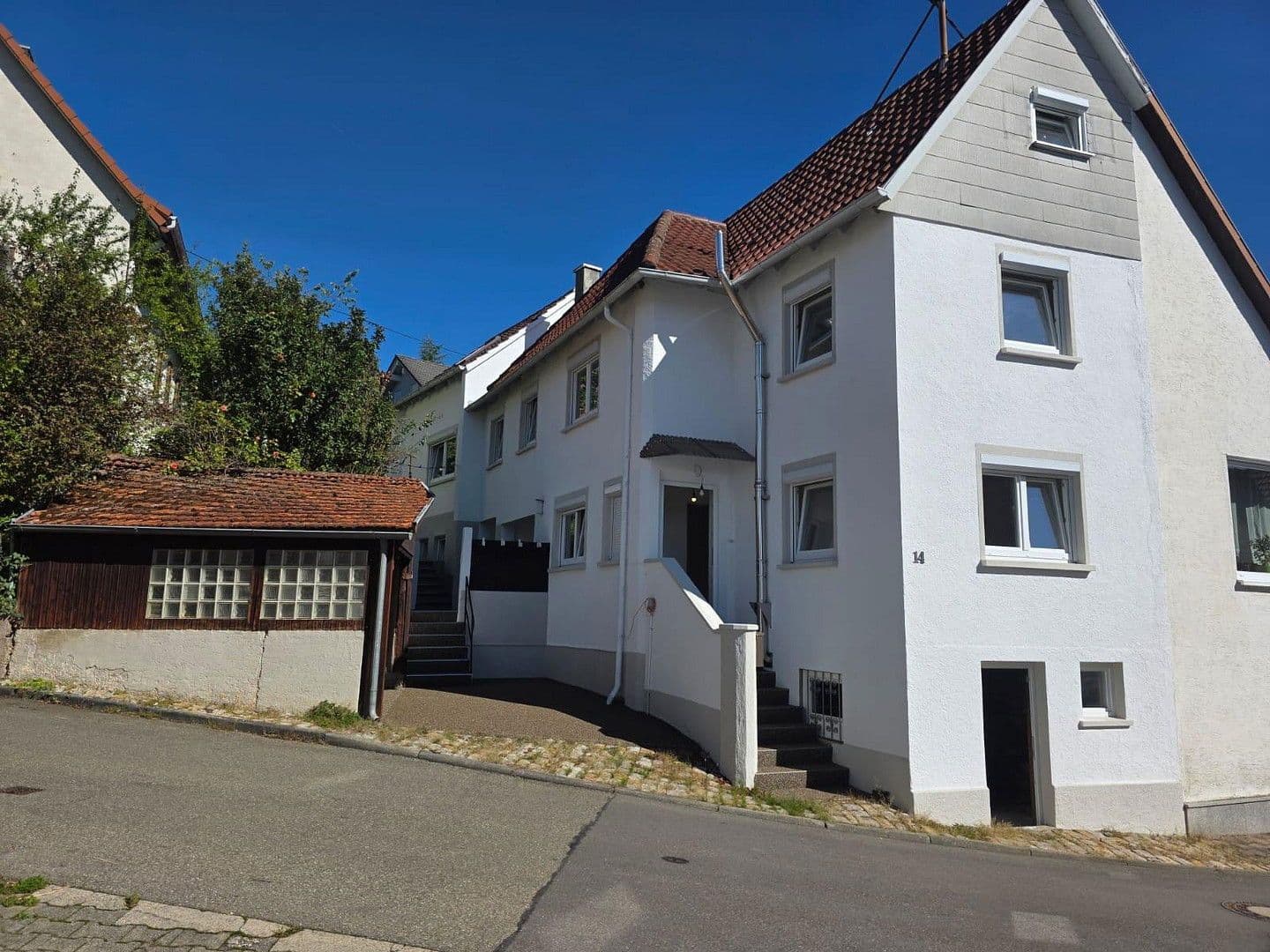 Prodej domu 135 m², pozemek 305 m², Böllatstrasse 14, Nürtingen, Bádensko-Württembersko Prodej domu 135 m², pozemek 305 m², Böllatstrasse 14, Nürtingen, Bádensko-Württembersko