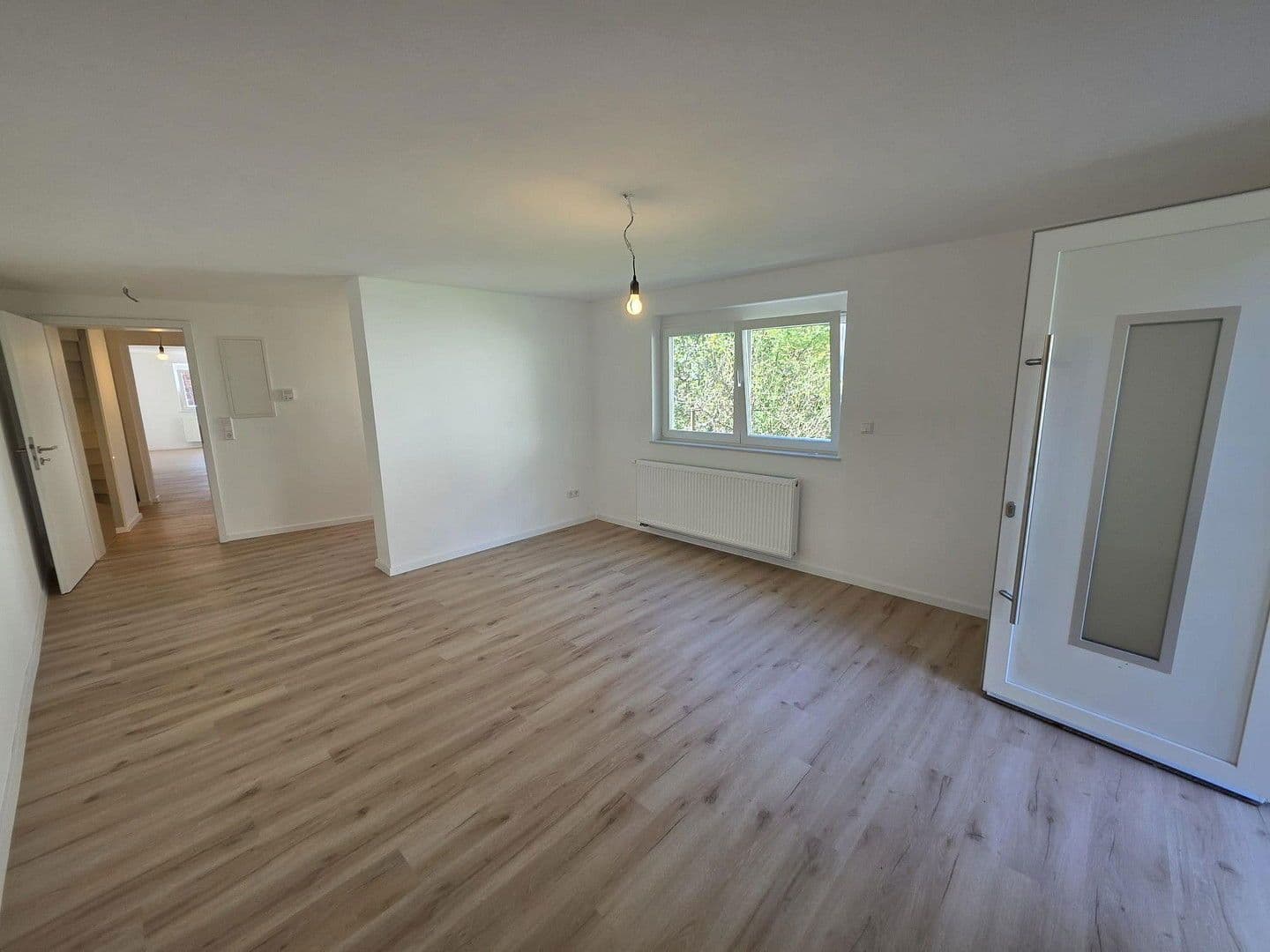 Prodej domu 135 m², pozemek 305 m², Böllatstrasse 14, Nürtingen, Bádensko-Württembersko Prodej domu 135 m², pozemek 305 m², Böllatstrasse 14, Nürtingen, Bádensko-Württembersko