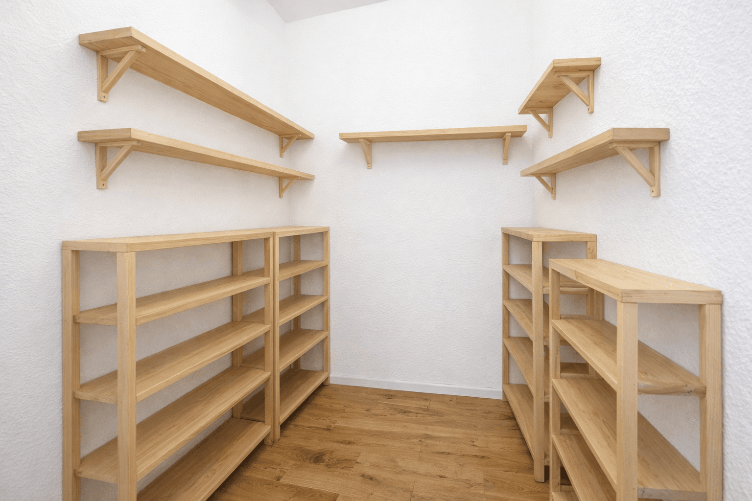 Prodej bytu 3+1 92 m², Berlin, Berlín Prodej bytu 3+1 92 m², Berlin, Berlín