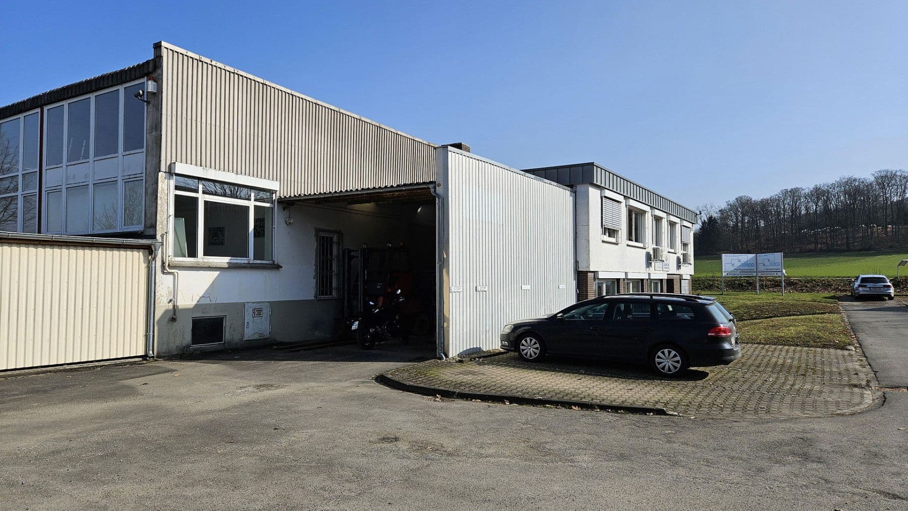 Pronájem nebytového prostoru 5.676 m², Industriestraße 2, Kalletal, Severní Porýní-Vestfálsko Pronájem nebytového prostoru 5.676 m², Industriestraße 2, Kalletal, Severní Porýní-Vestfálsko