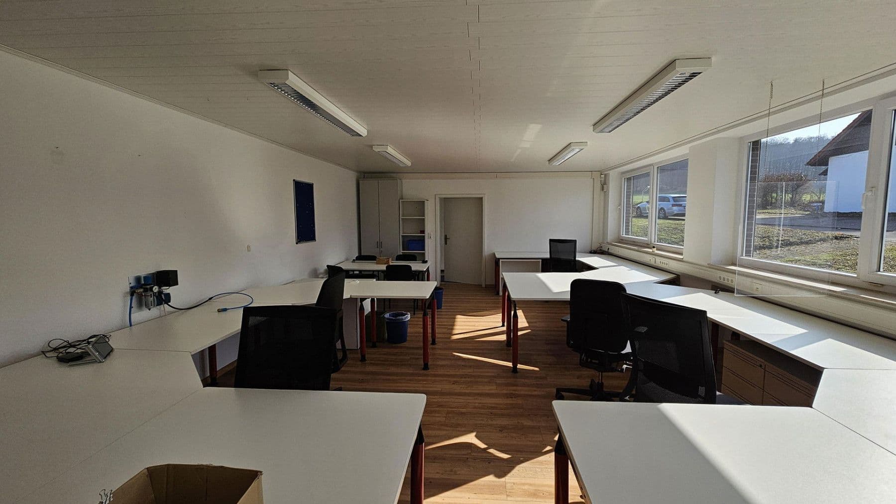 Pronájem nebytového prostoru 5.676 m², Industriestraße 2, Kalletal, Severní Porýní-Vestfálsko Pronájem nebytového prostoru 5.676 m², Industriestraße 2, Kalletal, Severní Porýní-Vestfálsko