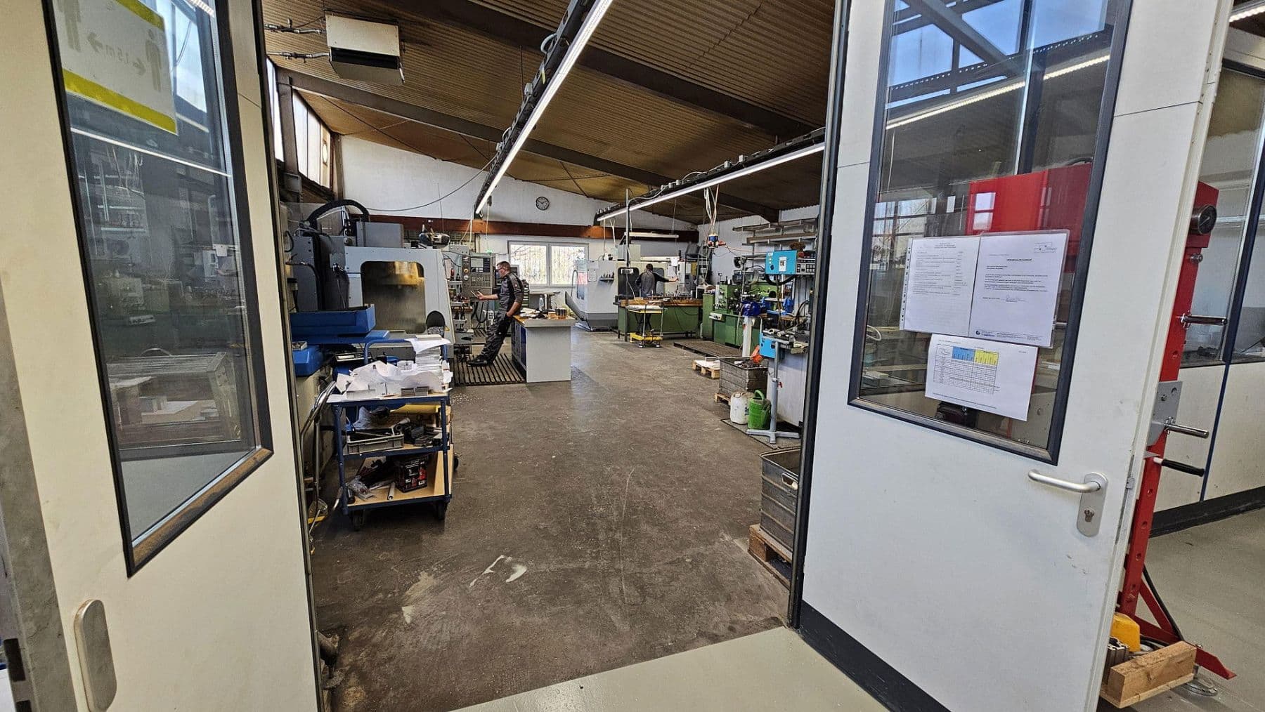 Pronájem nebytového prostoru 5.676 m², Industriestraße 2, Kalletal, Severní Porýní-Vestfálsko Pronájem nebytového prostoru 5.676 m², Industriestraße 2, Kalletal, Severní Porýní-Vestfálsko