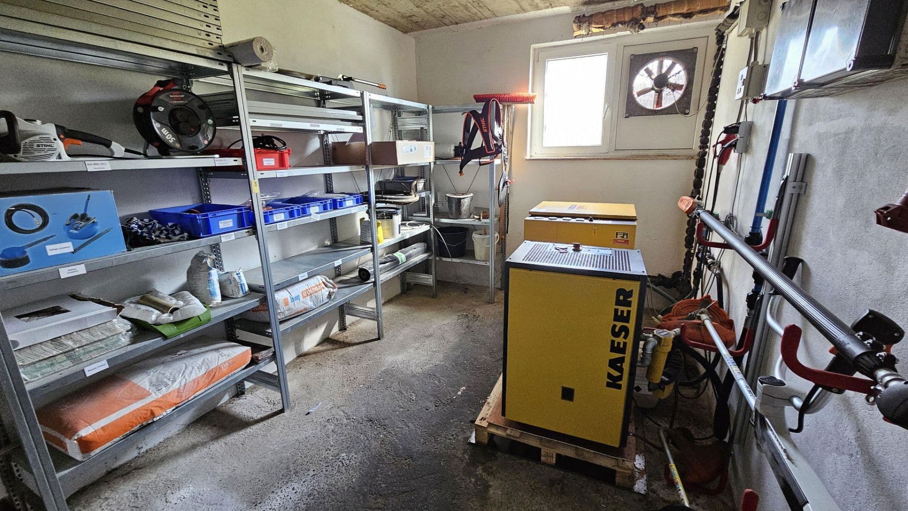 Pronájem nebytového prostoru 5.676 m², Industriestraße 2, Kalletal, Severní Porýní-Vestfálsko Pronájem nebytového prostoru 5.676 m², Industriestraße 2, Kalletal, Severní Porýní-Vestfálsko