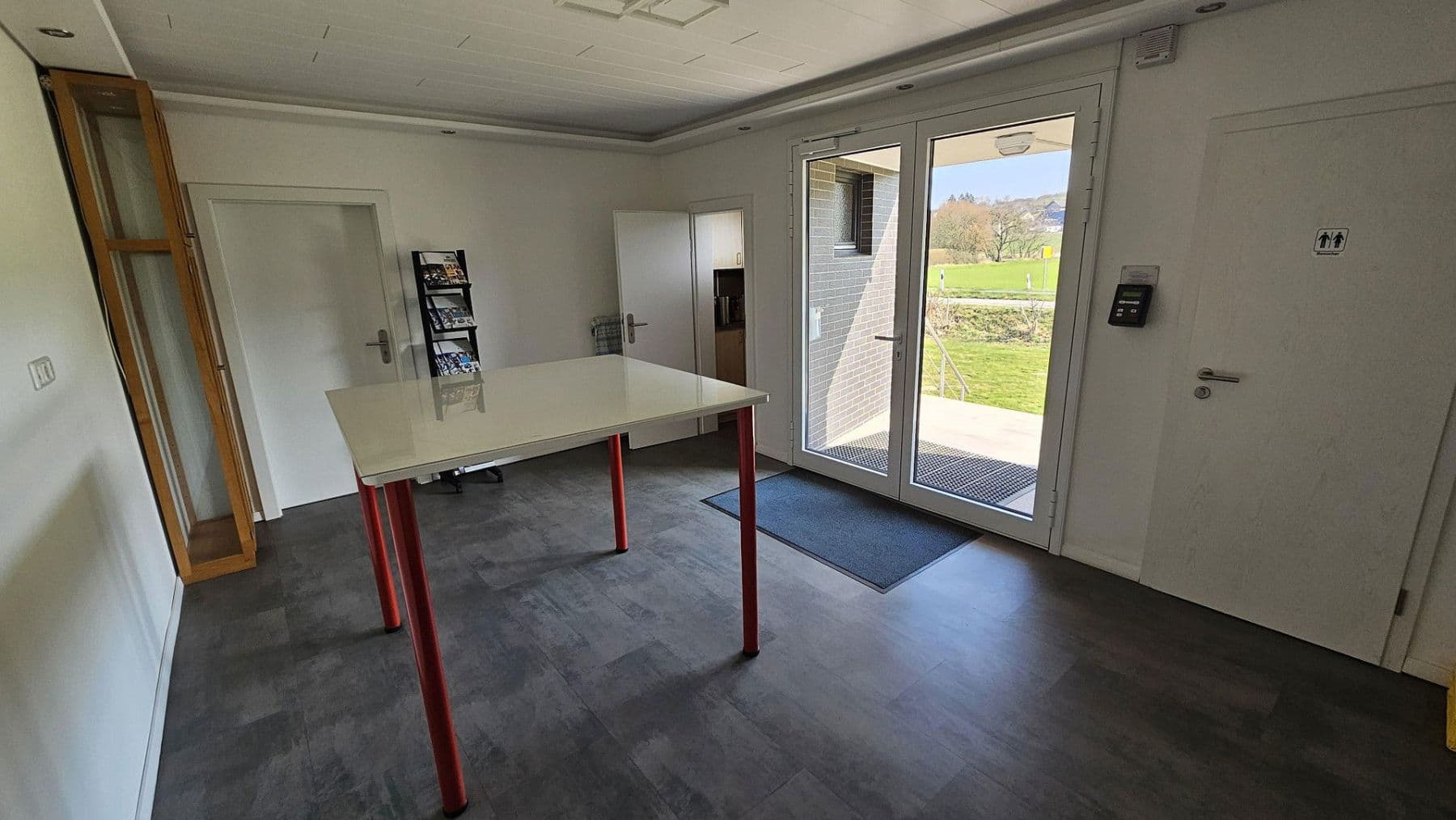 Pronájem nebytového prostoru 5.676 m², Industriestraße 2, Kalletal, Severní Porýní-Vestfálsko Pronájem nebytového prostoru 5.676 m², Industriestraße 2, Kalletal, Severní Porýní-Vestfálsko