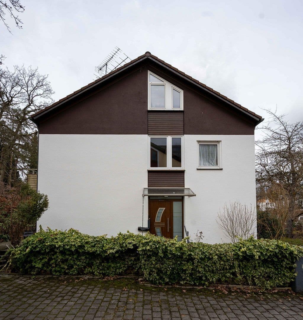 Prodej domu 110 m², pozemek 530 m², Anton-Bruckner-Str. 44, Vaterstetten, Bavorsko Prodej domu 110 m², pozemek 530 m², Anton-Bruckner-Str. 44, Vaterstetten, Bavorsko