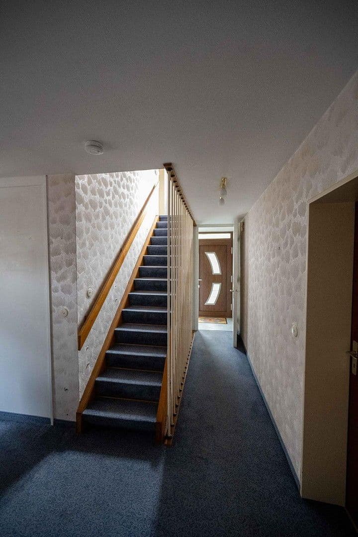 Prodej domu 110 m², pozemek 530 m², Anton-Bruckner-Str. 44, Vaterstetten, Bavorsko Prodej domu 110 m², pozemek 530 m², Anton-Bruckner-Str. 44, Vaterstetten, Bavorsko