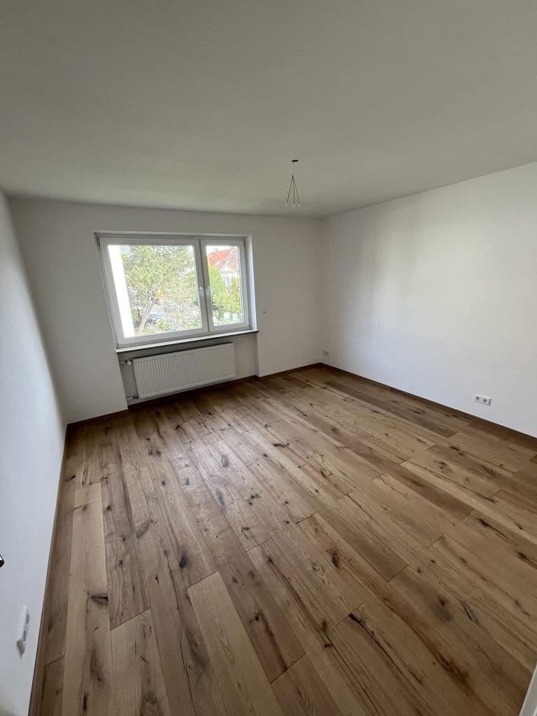 Pronájem bytu 4+1 93 m², Nürnberg, Bavorsko Pronájem bytu 4+1 93 m², Nürnberg, Bavorsko