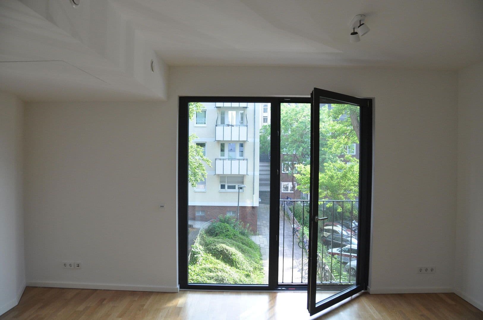 Pronájem bytu 1+1 26 m², Hauptstr. 17, Cáchy, Severní Porýní-Vestfálsko Pronájem bytu 1+1 26 m², Hauptstr. 17, Cáchy, Severní Porýní-Vestfálsko