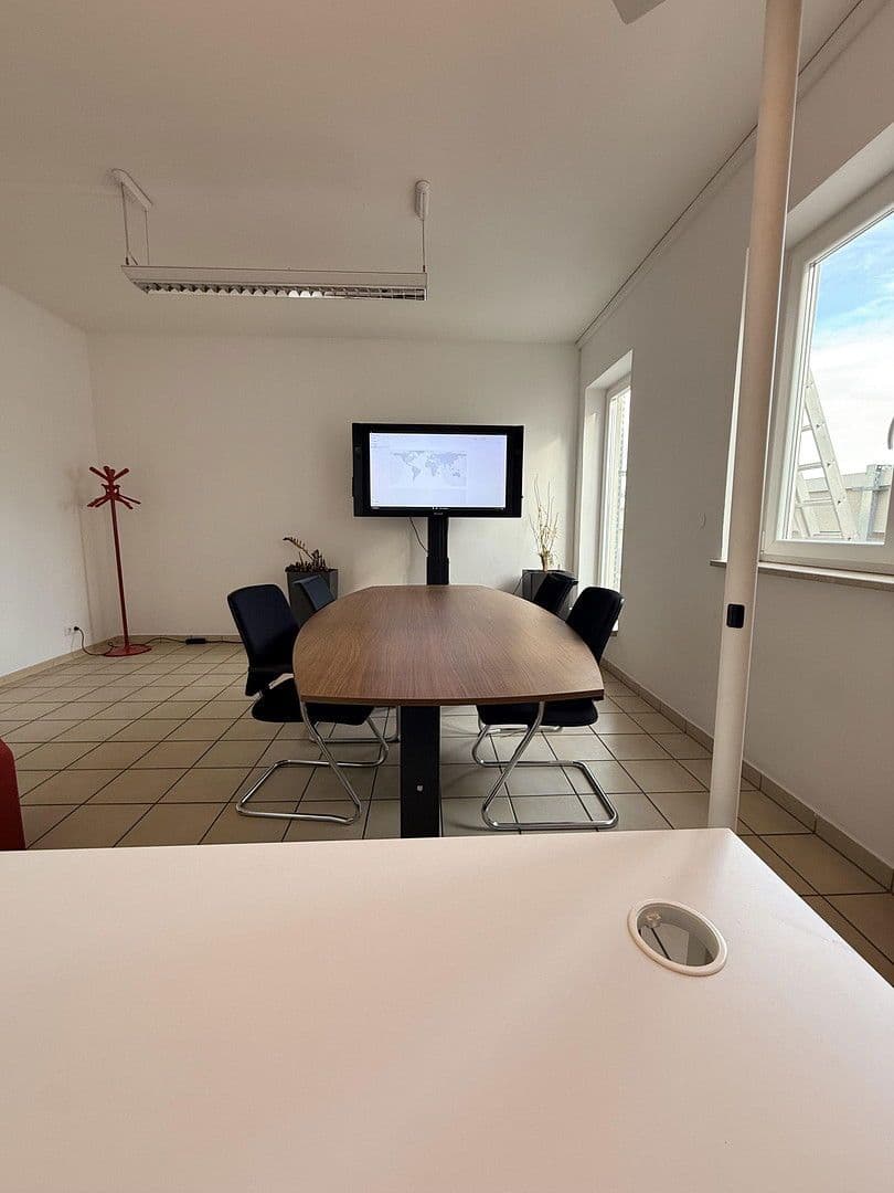 Pronájem kanceláře 24 m², Dieselstr. 1, Rottenburg a. d. Laaber, Bavorsko Pronájem kanceláře 24 m², Dieselstr. 1, Rottenburg a. d. Laaber, Bavorsko