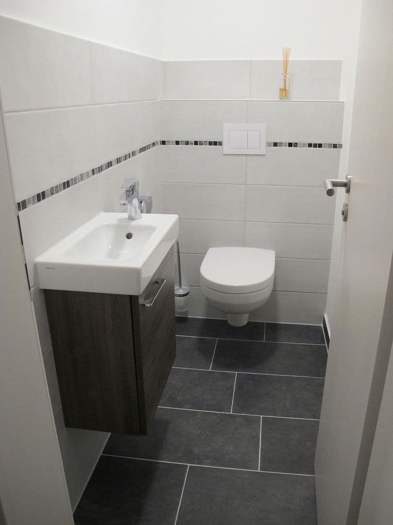 Pronájem bytu 5+1 140 m², Uttenreuth, Bavorsko Pronájem bytu 5+1 140 m², Uttenreuth, Bavorsko