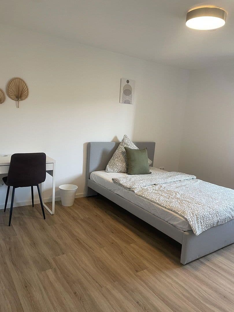 Pronájem bytu 15 m², München - Allach-Untermenzing, Bavorsko Pronájem bytu 15 m², München - Allach-Untermenzing, Bavorsko