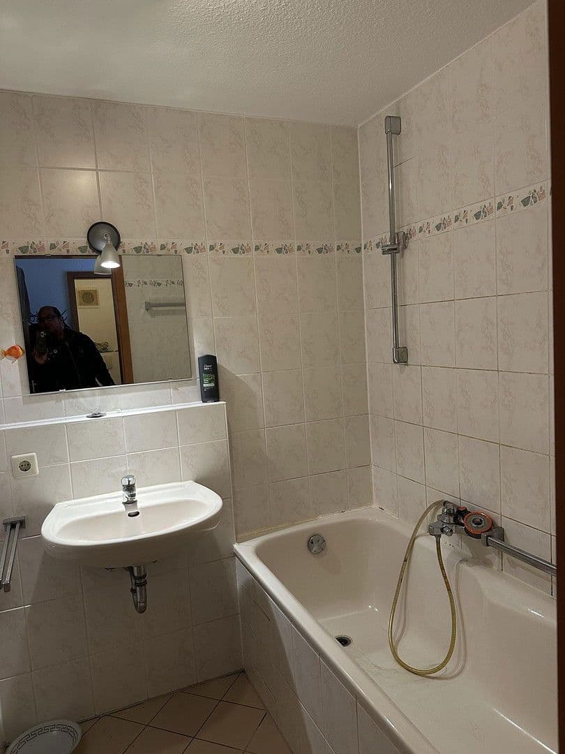 Pronájem bytu 3+1 90 m², Thekla-Kauffmann-Weg 7, Stuttgart, Bádensko-Württembersko Pronájem bytu 3+1 90 m², Thekla-Kauffmann-Weg 7, Stuttgart, Bádensko-Württembersko