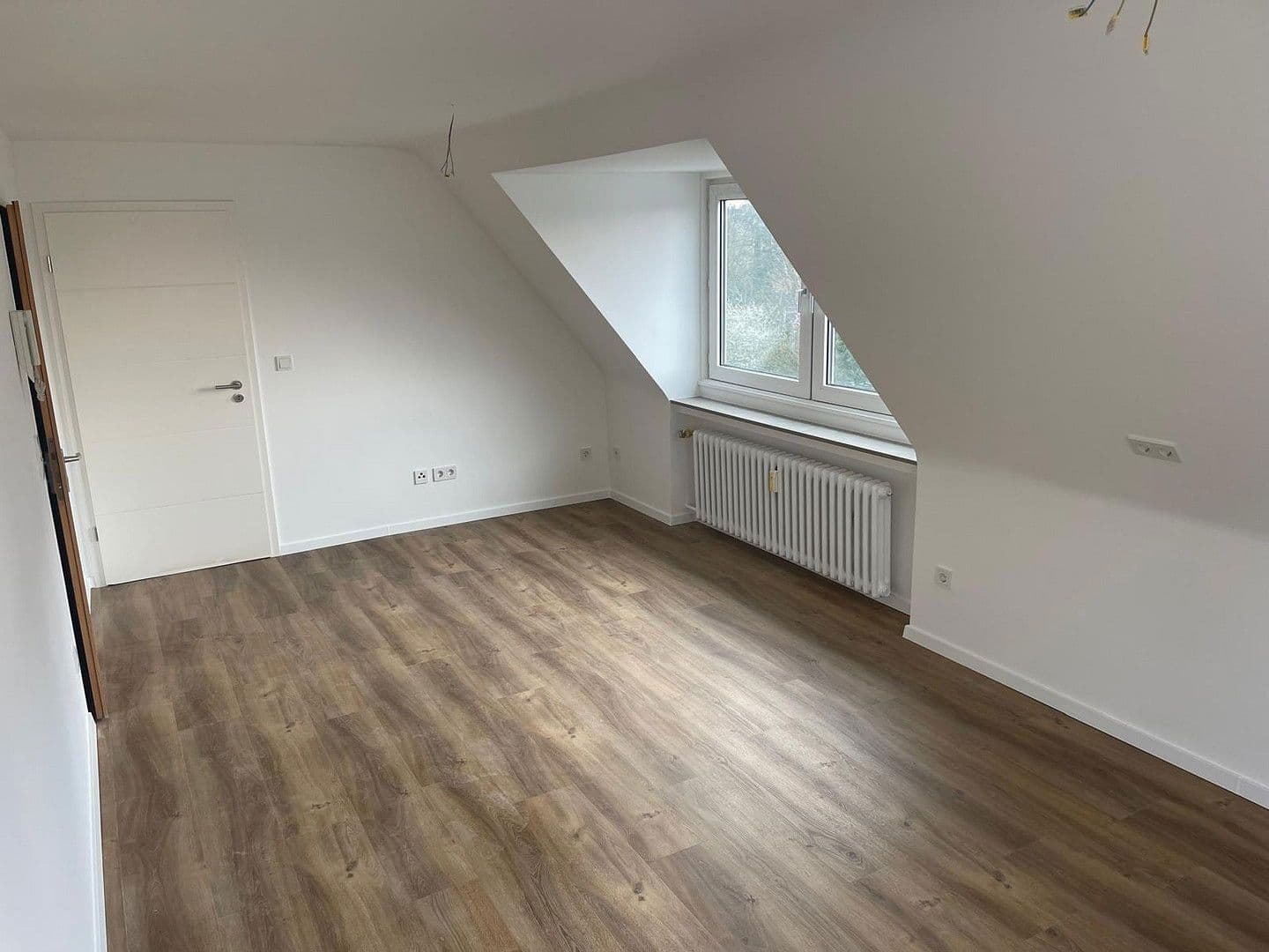 Pronájem bytu 2+1 39 m², Zeunerstr. 15, Essen, Severní Porýní-Vestfálsko Pronájem bytu 2+1 39 m², Zeunerstr. 15, Essen, Severní Porýní-Vestfálsko