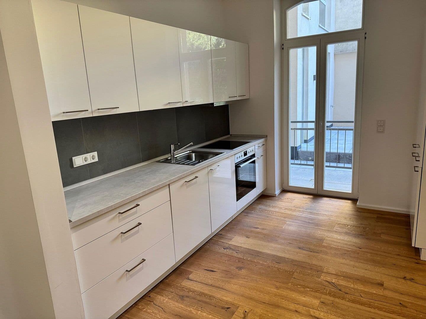 Pronájem bytu 3+1 69 m², Krafftstr. 1, Offenbach, Hessen Pronájem bytu 3+1 69 m², Krafftstr. 1, Offenbach, Hessen