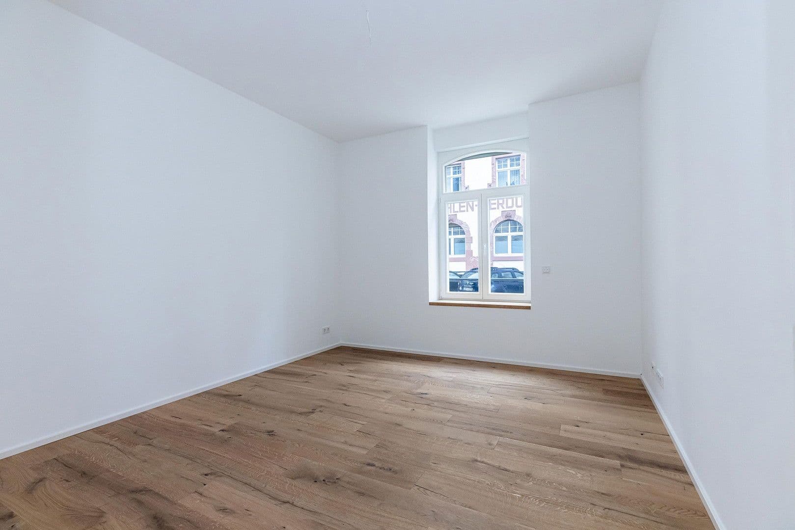 Pronájem bytu 3+1 69 m², Krafftstr. 1, Offenbach, Hessen Pronájem bytu 3+1 69 m², Krafftstr. 1, Offenbach, Hessen