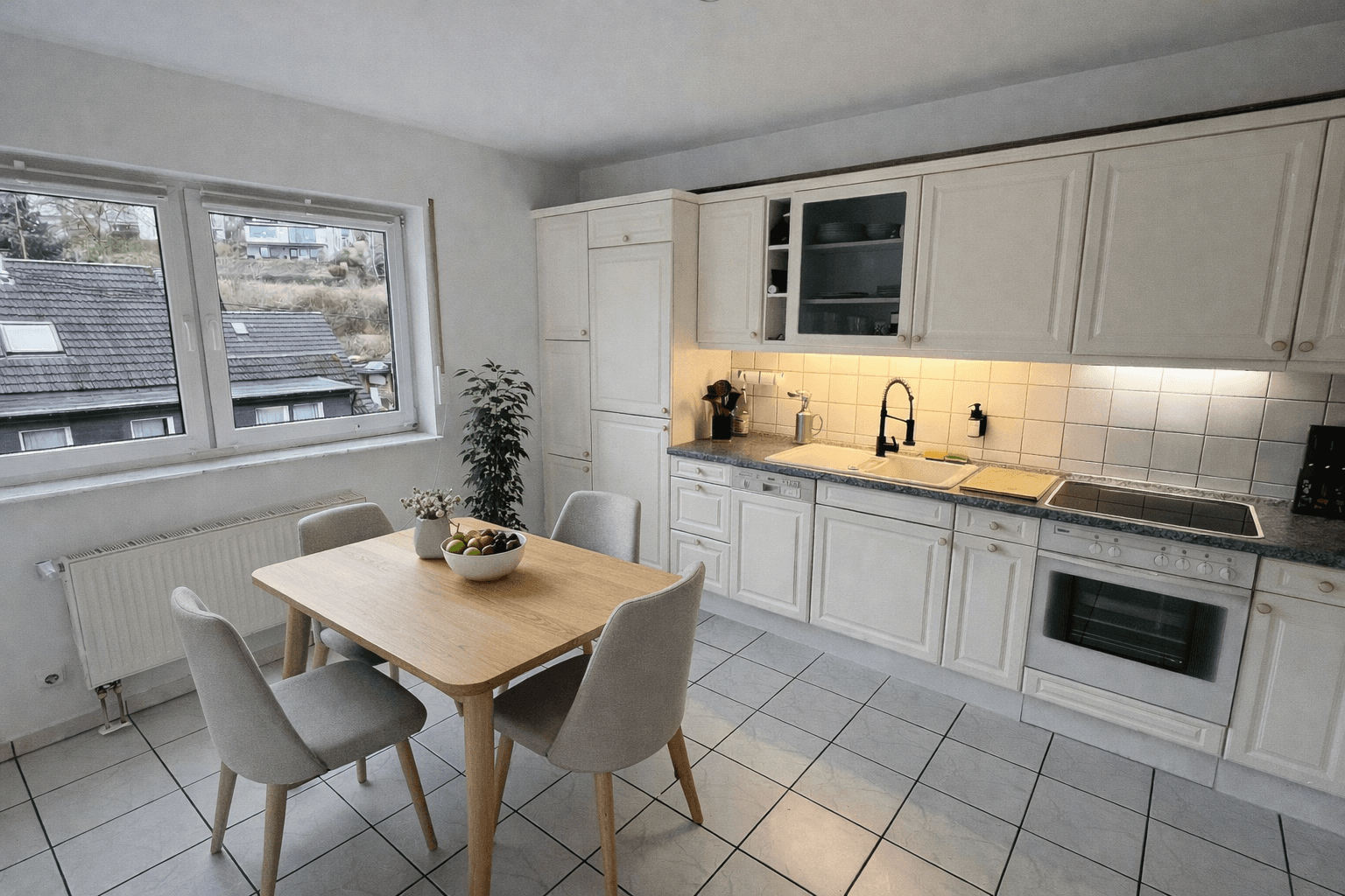 Pronájem bytu 2+1 71 m², Hohlerstraße 18B, Gummersbach, Severní Porýní-Vestfálsko Pronájem bytu 2+1 71 m², Hohlerstraße 18B, Gummersbach, Severní Porýní-Vestfálsko