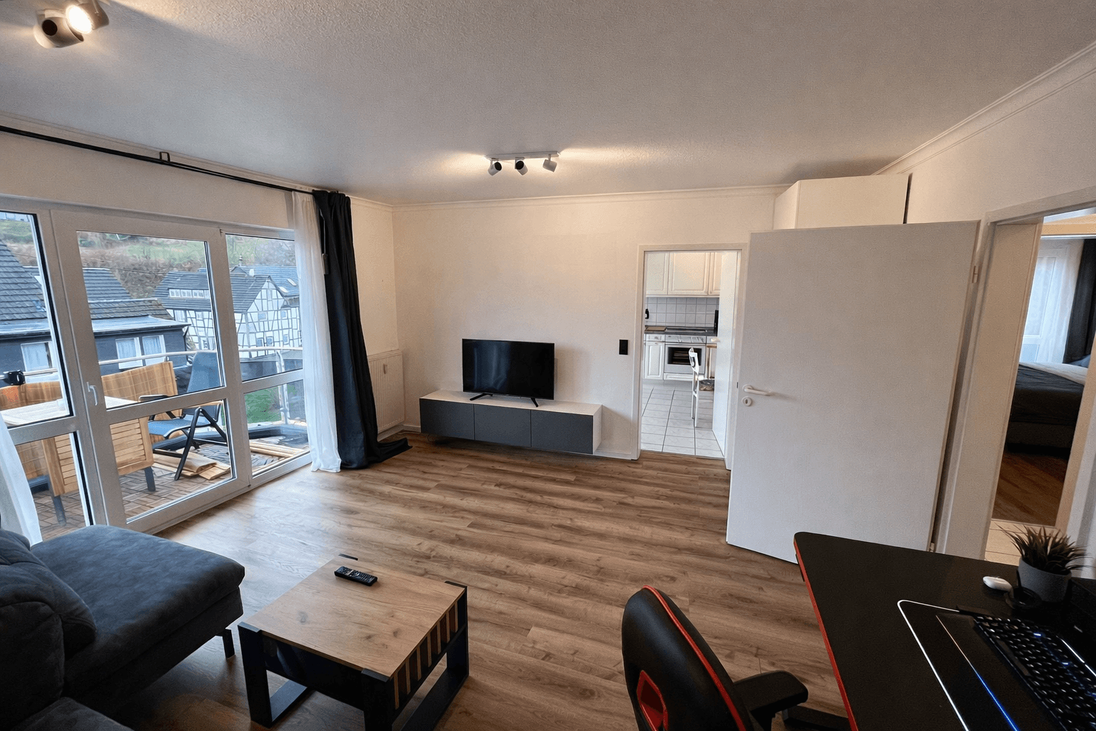 Pronájem bytu 2+1 71 m², Hohlerstraße 18B, Gummersbach, Severní Porýní-Vestfálsko Pronájem bytu 2+1 71 m², Hohlerstraße 18B, Gummersbach, Severní Porýní-Vestfálsko