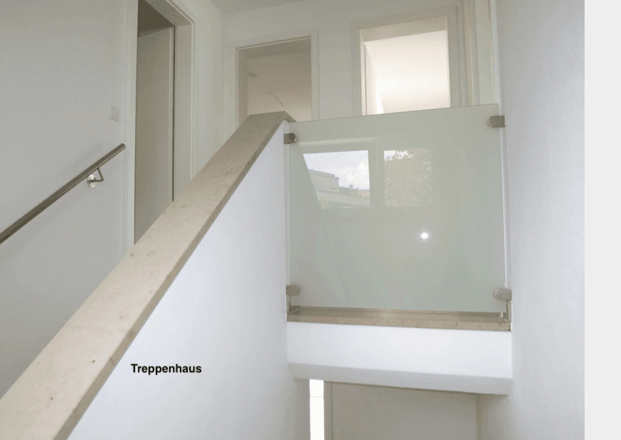 Prodej domu 144 m², pozemek 300 m², Großmehring, Bavorsko Prodej domu 144 m², pozemek 300 m², Großmehring, Bavorsko