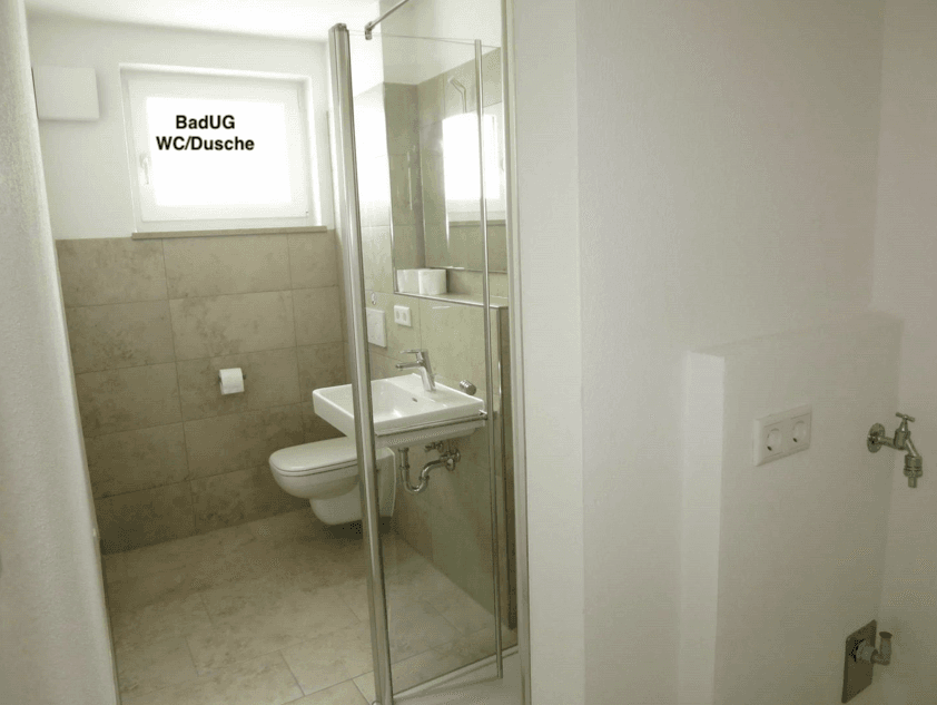 Prodej domu 144 m², pozemek 300 m², Großmehring, Bavorsko Prodej domu 144 m², pozemek 300 m², Großmehring, Bavorsko