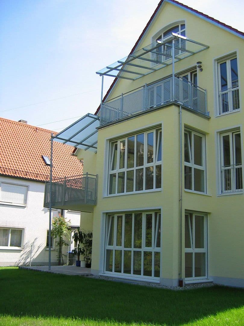 Pronájem bytu 3+kk 82 m², Blumenstraße 23, Karlsfeld, Bavorsko Pronájem bytu 3+kk 82 m², Blumenstraße 23, Karlsfeld, Bavorsko