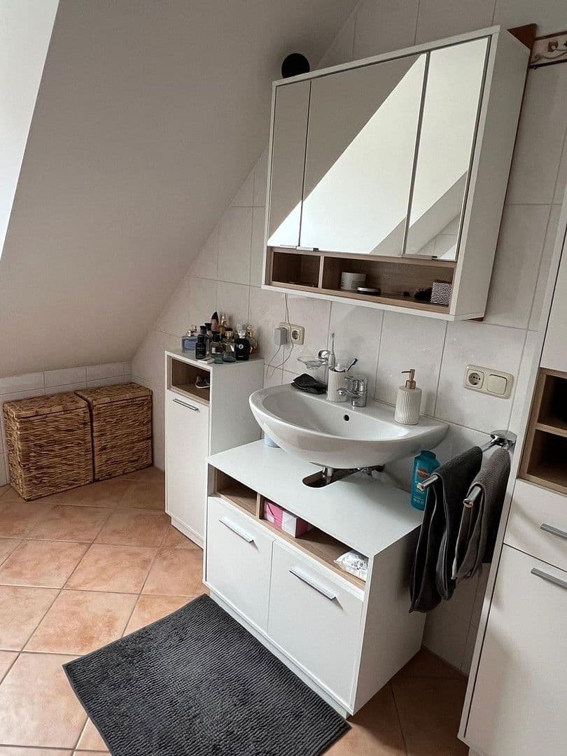 Pronájem bytu 3+kk 82 m², Blumenstraße 23, Karlsfeld, Bavorsko Pronájem bytu 3+kk 82 m², Blumenstraße 23, Karlsfeld, Bavorsko