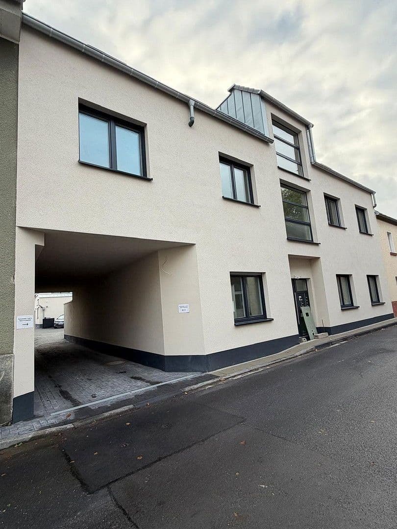 Pronájem bytu 3+1 100 m², Köln, Severní Porýní-Vestfálsko Pronájem bytu 3+1 100 m², Köln, Severní Porýní-Vestfálsko